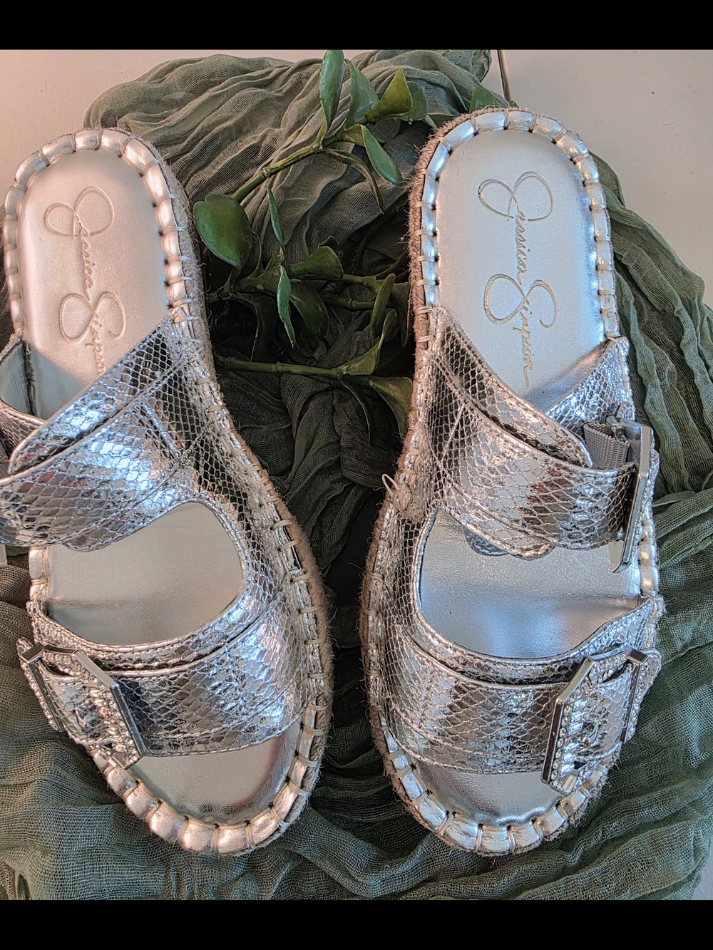 Jessica Simpson Silver Metallic Snake-Textured Slide Sandals. Worn Once!